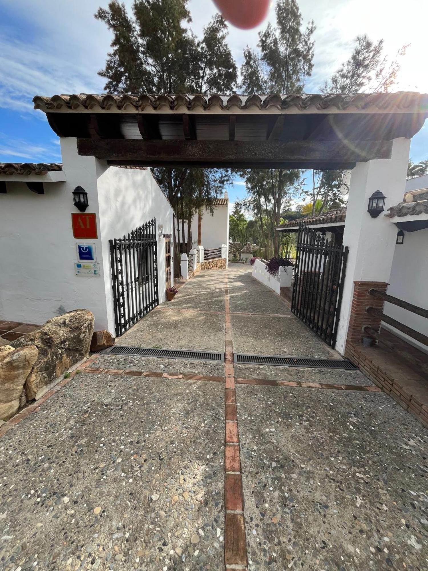 Malaga Sierra De Las Nieves By Real Spain Hotels Adults Recommended Касарабонела Экстерьер фото